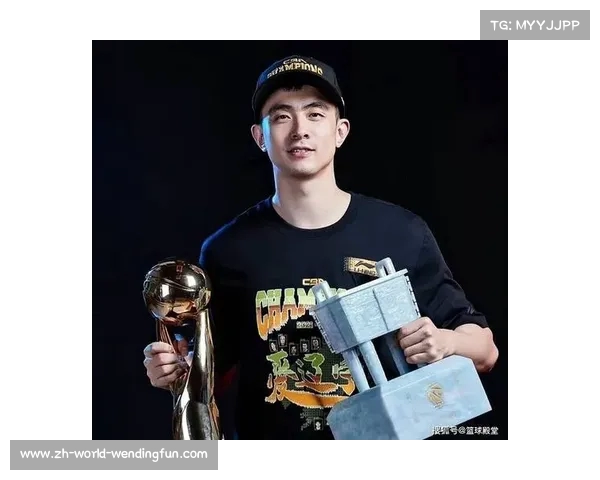 赵继伟巧妙晃开防守轻松完成骑马射箭两分得分 赵继伟巧妙晃开防守轻松完成骑马射箭两分得分